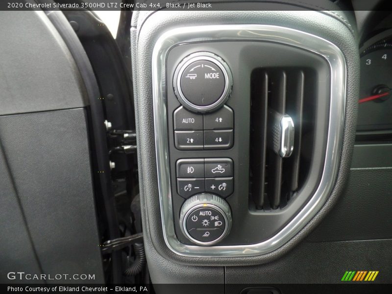 Controls of 2020 Silverado 3500HD LTZ Crew Cab 4x4