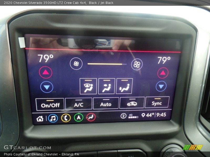 Controls of 2020 Silverado 3500HD LTZ Crew Cab 4x4