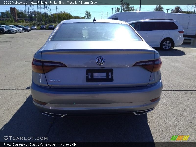 Pyrite Silver Metallic / Storm Gray 2019 Volkswagen Jetta R-Line
