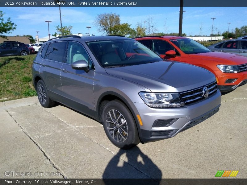 Pyrite Silver Metallic / Storm Gray 2019 Volkswagen Tiguan SE 4MOTION