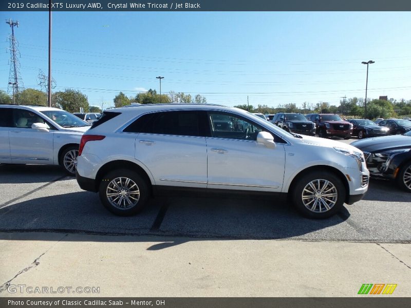 Crystal White Tricoat / Jet Black 2019 Cadillac XT5 Luxury AWD