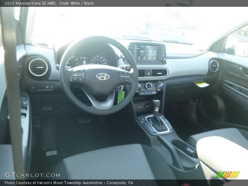 Chalk White / Black 2020 Hyundai Kona SE AWD