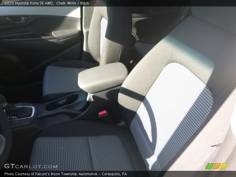 Chalk White / Black 2020 Hyundai Kona SE AWD