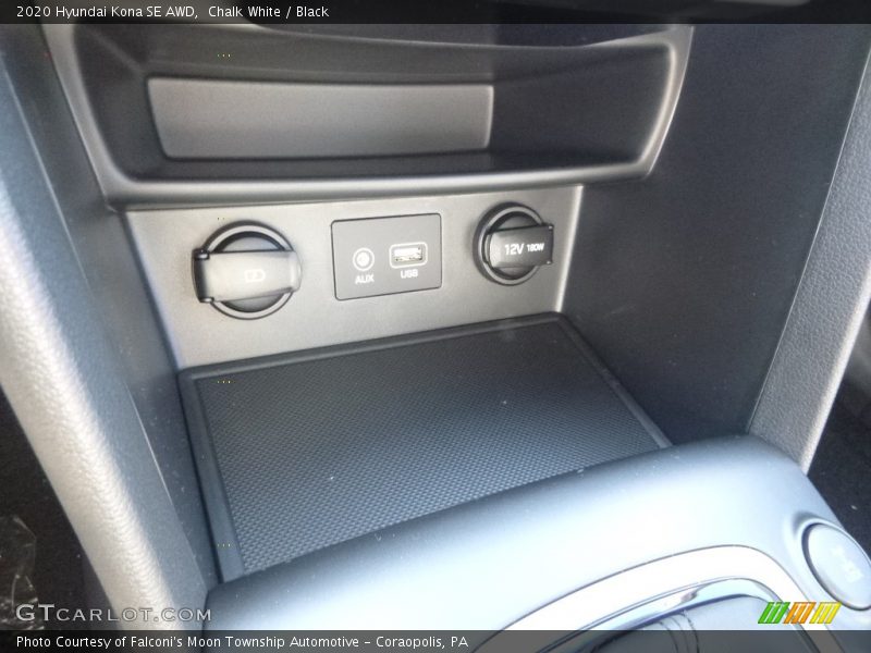 Chalk White / Black 2020 Hyundai Kona SE AWD