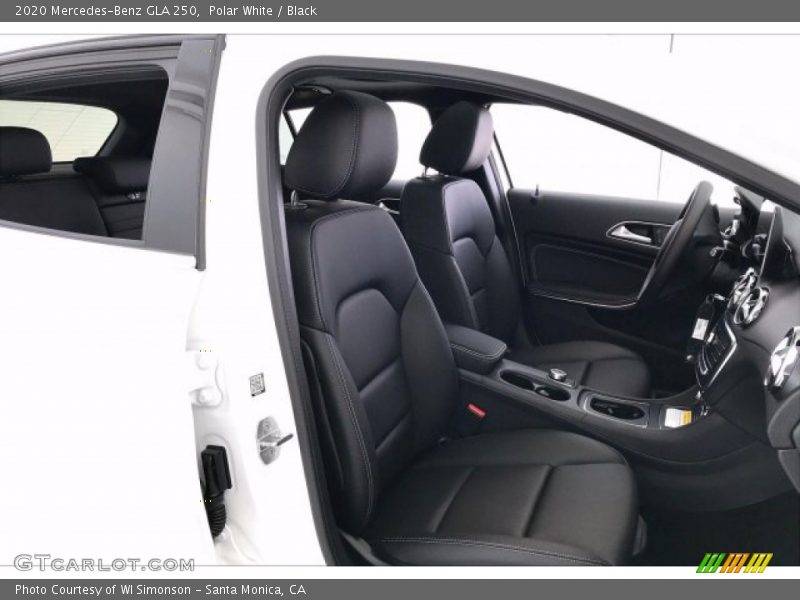 Polar White / Black 2020 Mercedes-Benz GLA 250