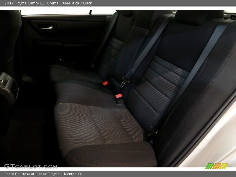 Creme Brulee Mica / Black 2017 Toyota Camry LE
