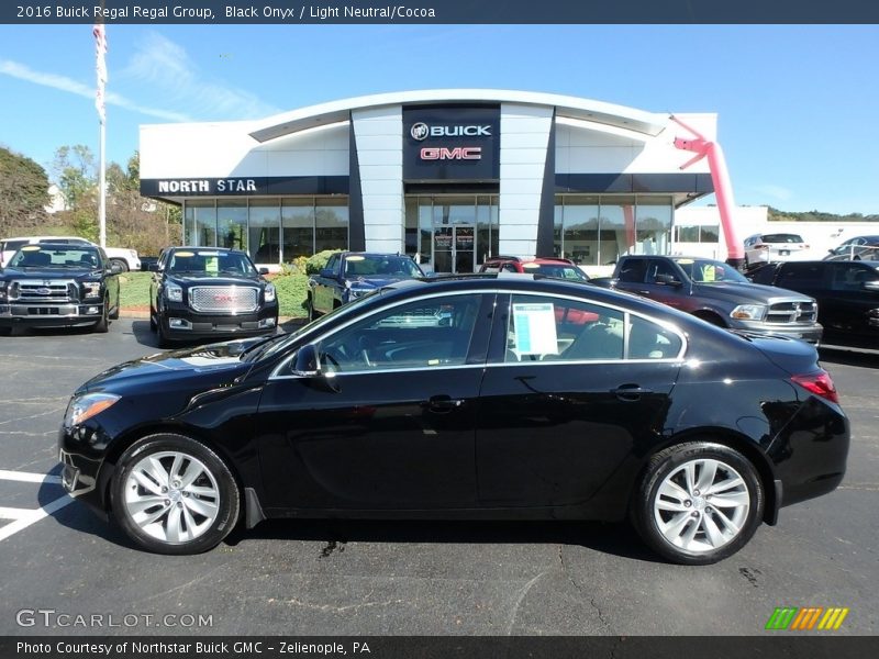 Black Onyx / Light Neutral/Cocoa 2016 Buick Regal Regal Group