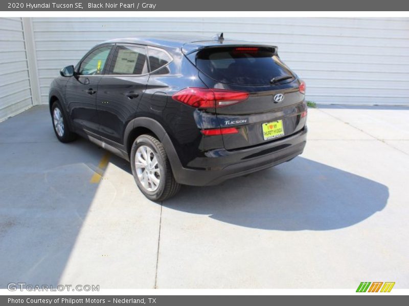 Black Noir Pearl / Gray 2020 Hyundai Tucson SE