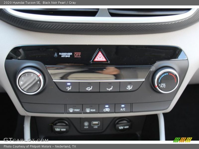 Black Noir Pearl / Gray 2020 Hyundai Tucson SE