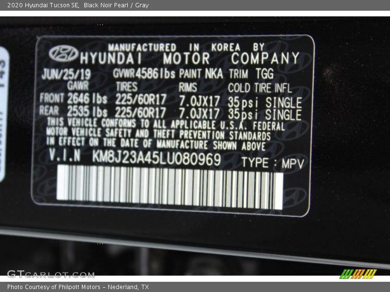 Black Noir Pearl / Gray 2020 Hyundai Tucson SE