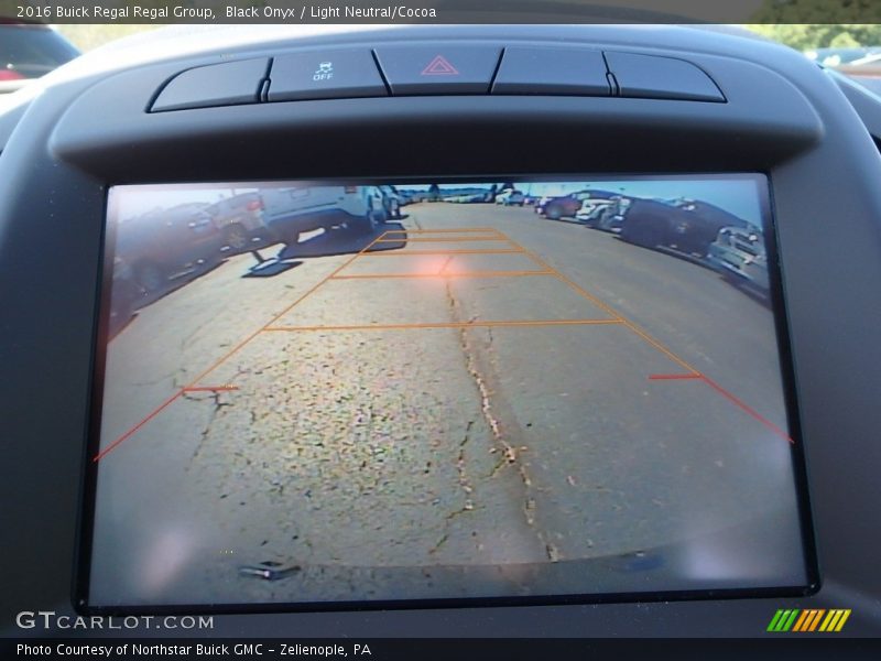 Black Onyx / Light Neutral/Cocoa 2016 Buick Regal Regal Group