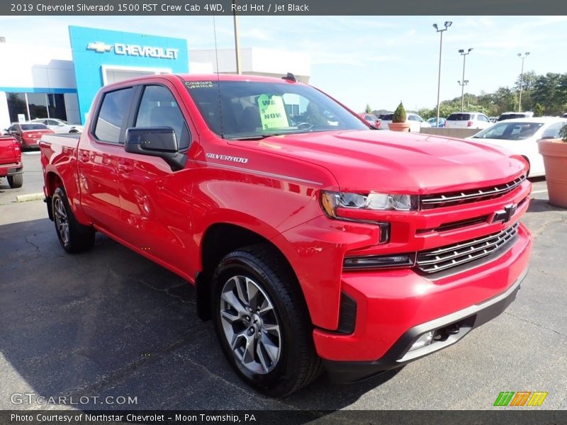 Red Hot / Jet Black 2019 Chevrolet Silverado 1500 RST Crew Cab 4WD