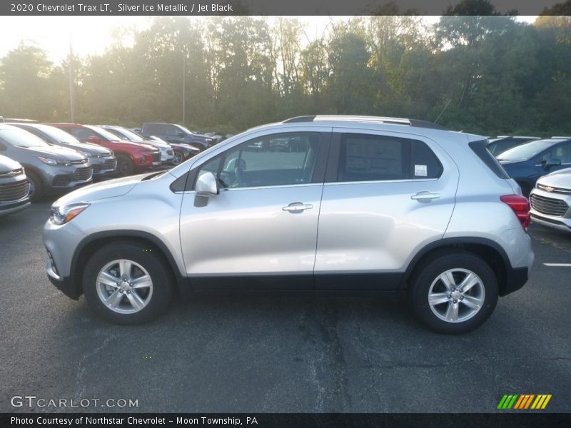 Silver Ice Metallic / Jet Black 2020 Chevrolet Trax LT