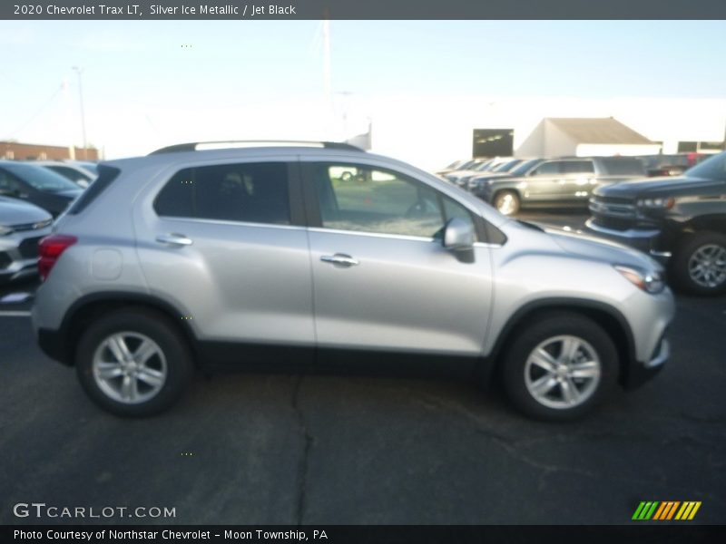 Silver Ice Metallic / Jet Black 2020 Chevrolet Trax LT