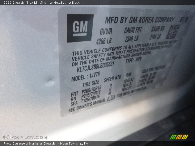 Silver Ice Metallic / Jet Black 2020 Chevrolet Trax LT
