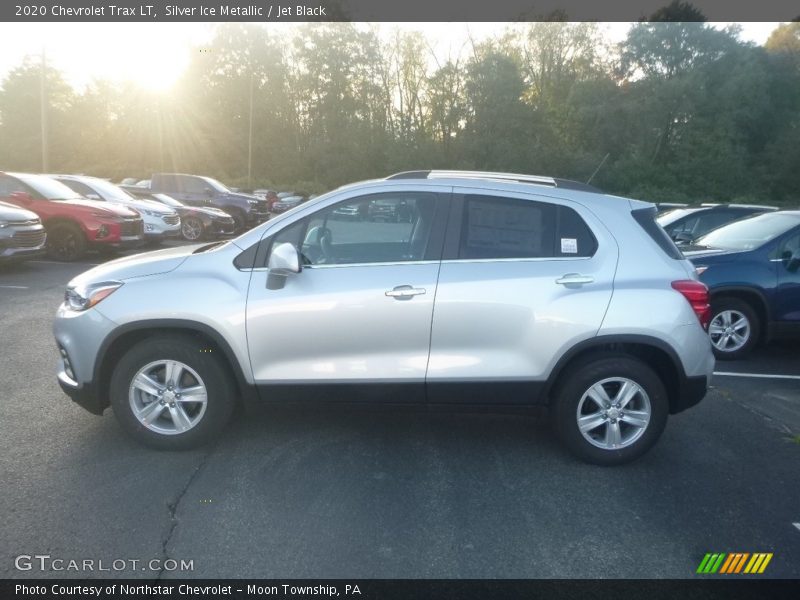 Silver Ice Metallic / Jet Black 2020 Chevrolet Trax LT