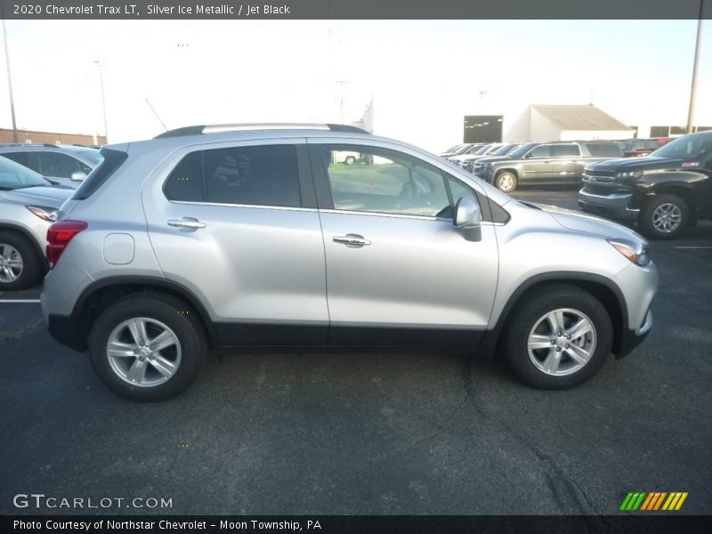 Silver Ice Metallic / Jet Black 2020 Chevrolet Trax LT