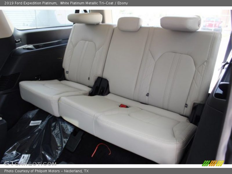 White Platinum Metallic Tri-Coat / Ebony 2019 Ford Expedition Platinum