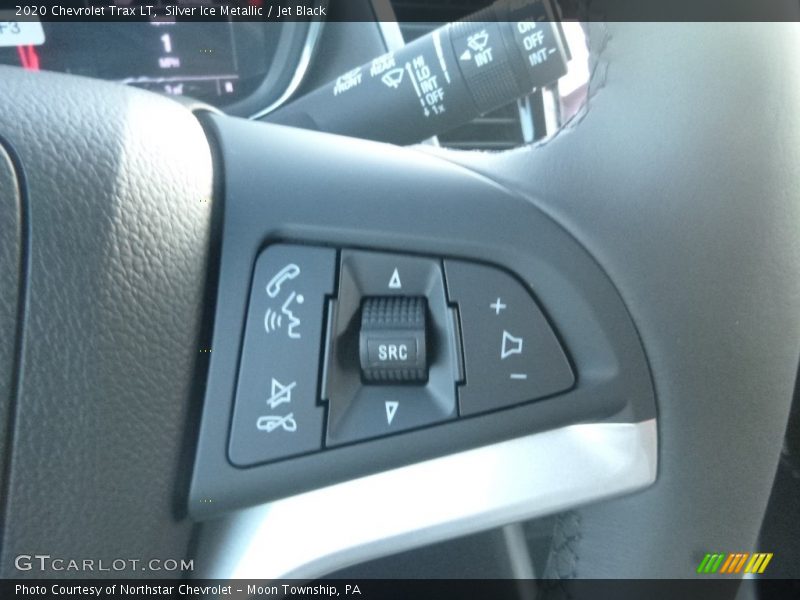 Silver Ice Metallic / Jet Black 2020 Chevrolet Trax LT