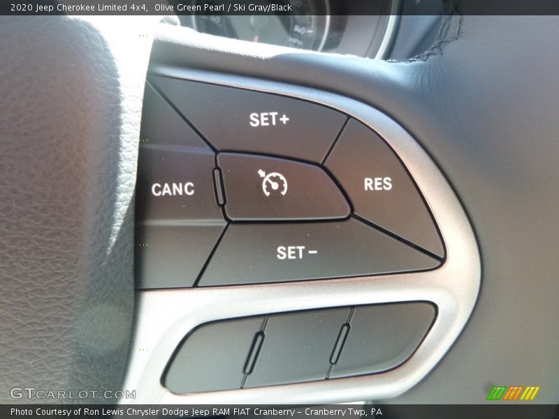  2020 Cherokee Limited 4x4 Steering Wheel