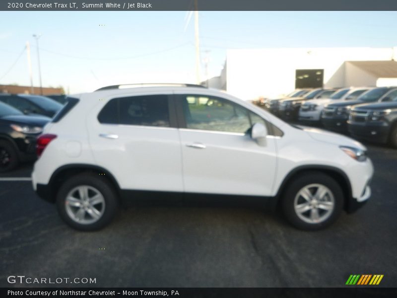 Summit White / Jet Black 2020 Chevrolet Trax LT