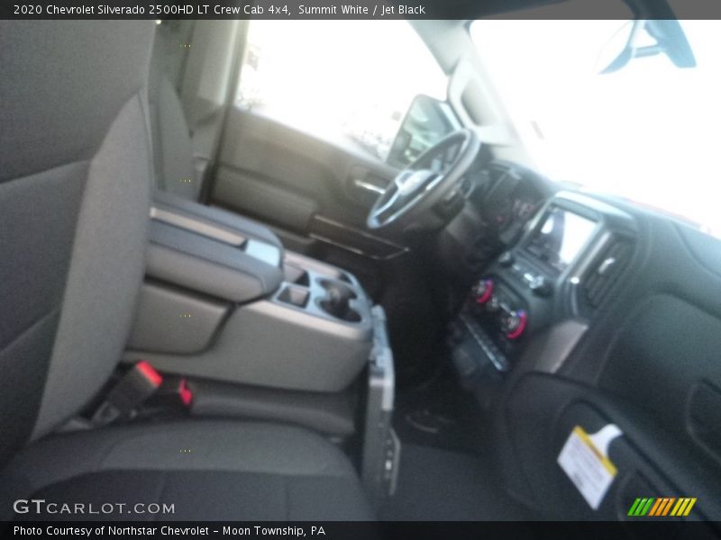 Summit White / Jet Black 2020 Chevrolet Silverado 2500HD LT Crew Cab 4x4