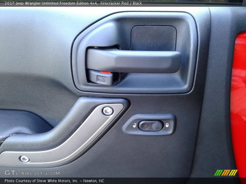 Firecracker Red / Black 2017 Jeep Wrangler Unlimited Freedom Edition 4x4