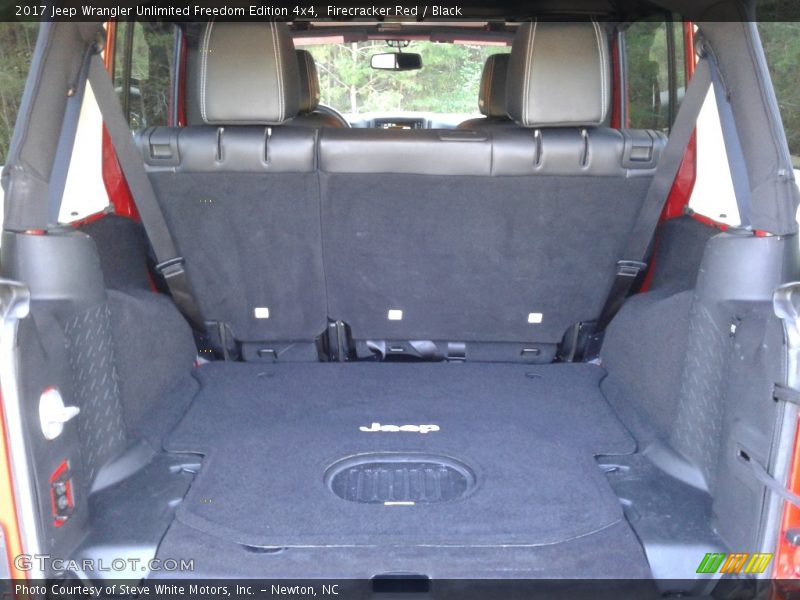 Firecracker Red / Black 2017 Jeep Wrangler Unlimited Freedom Edition 4x4