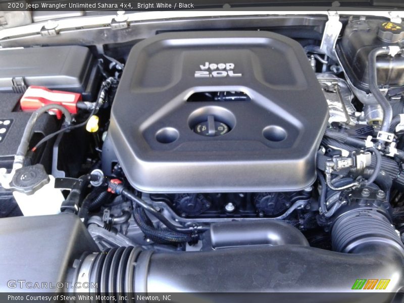 Bright White / Black 2020 Jeep Wrangler Unlimited Sahara 4x4