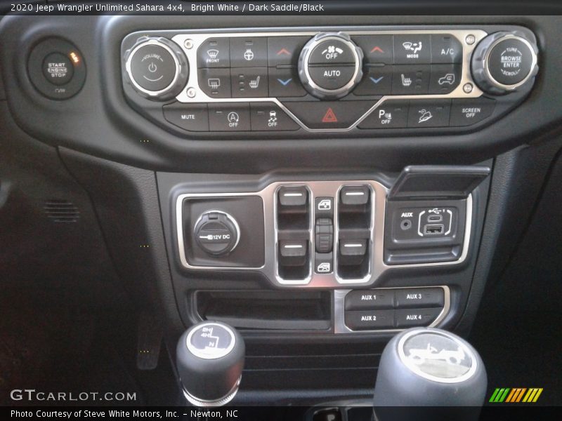 Bright White / Dark Saddle/Black 2020 Jeep Wrangler Unlimited Sahara 4x4