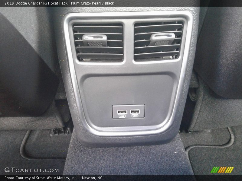 Plum Crazy Pearl / Black 2019 Dodge Charger R/T Scat Pack