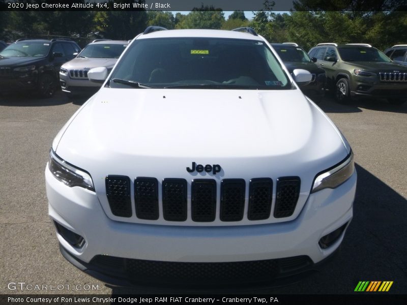 Bright White / Black 2020 Jeep Cherokee Altitude 4x4