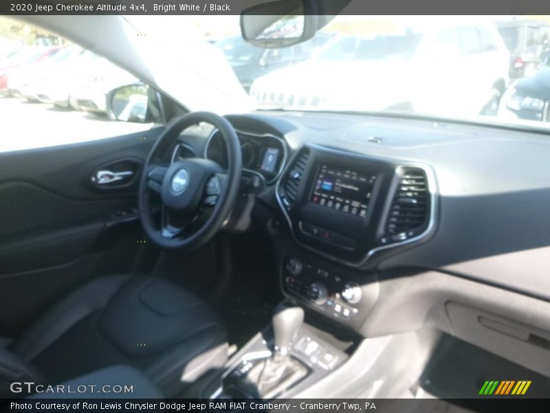 Bright White / Black 2020 Jeep Cherokee Altitude 4x4