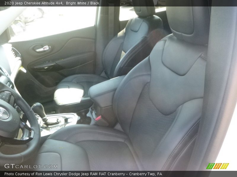 Bright White / Black 2020 Jeep Cherokee Altitude 4x4