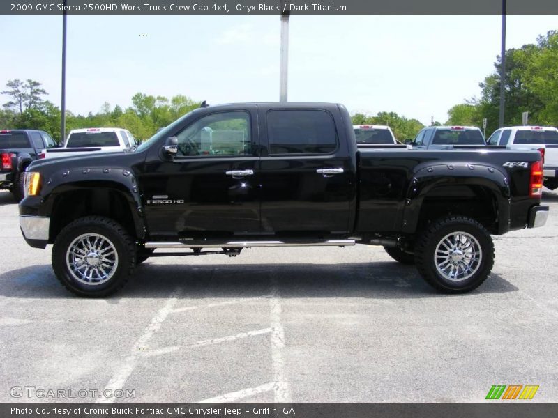 Onyx Black / Dark Titanium 2009 GMC Sierra 2500HD Work Truck Crew Cab 4x4