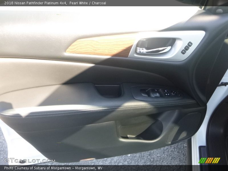 Pearl White / Charcoal 2018 Nissan Pathfinder Platinum 4x4