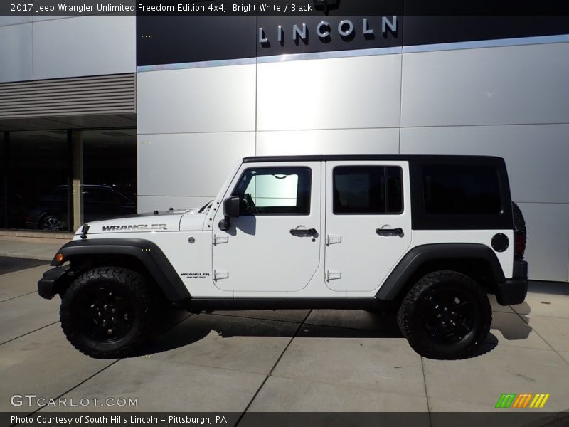 Bright White / Black 2017 Jeep Wrangler Unlimited Freedom Edition 4x4