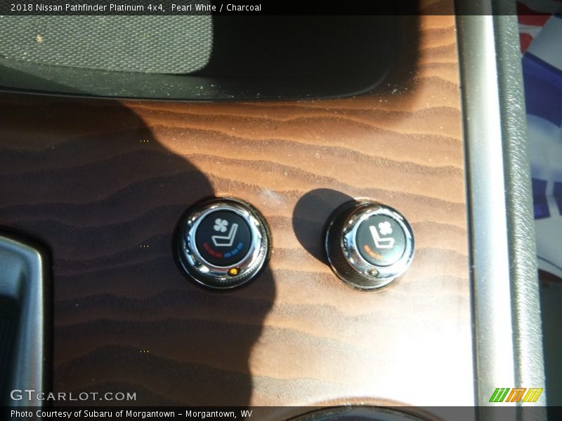 Pearl White / Charcoal 2018 Nissan Pathfinder Platinum 4x4