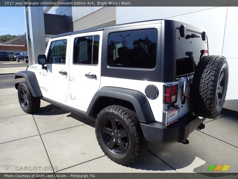 Bright White / Black 2017 Jeep Wrangler Unlimited Freedom Edition 4x4