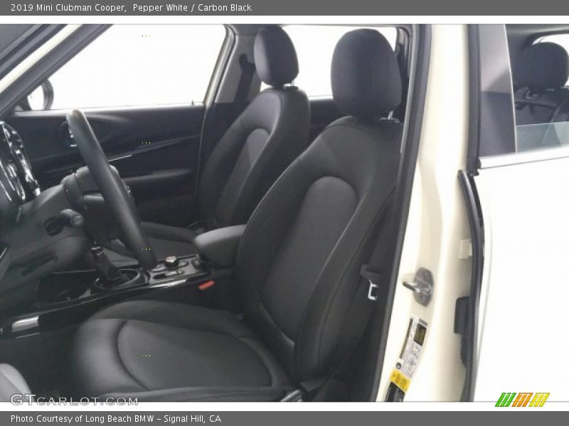 Pepper White / Carbon Black 2019 Mini Clubman Cooper