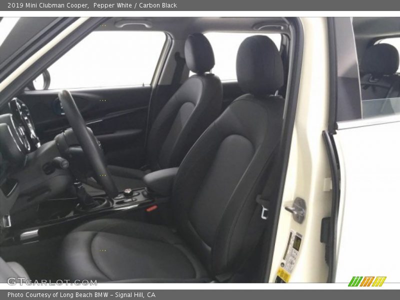 Pepper White / Carbon Black 2019 Mini Clubman Cooper