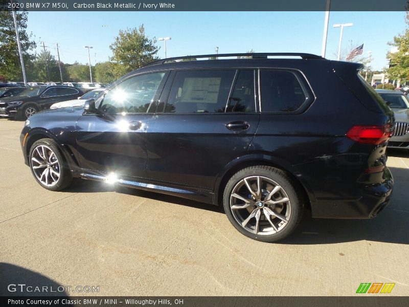 Carbon Black Metallic / Ivory White 2020 BMW X7 M50i