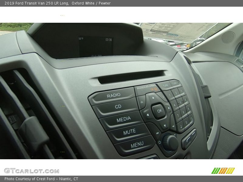 Controls of 2019 Transit Van 250 LR Long