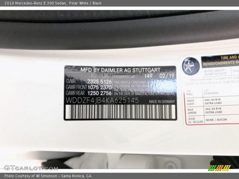 Polar White / Black 2019 Mercedes-Benz E 300 Sedan
