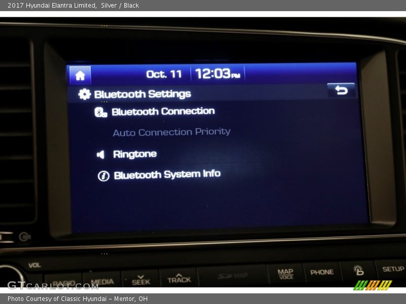 Silver / Black 2017 Hyundai Elantra Limited