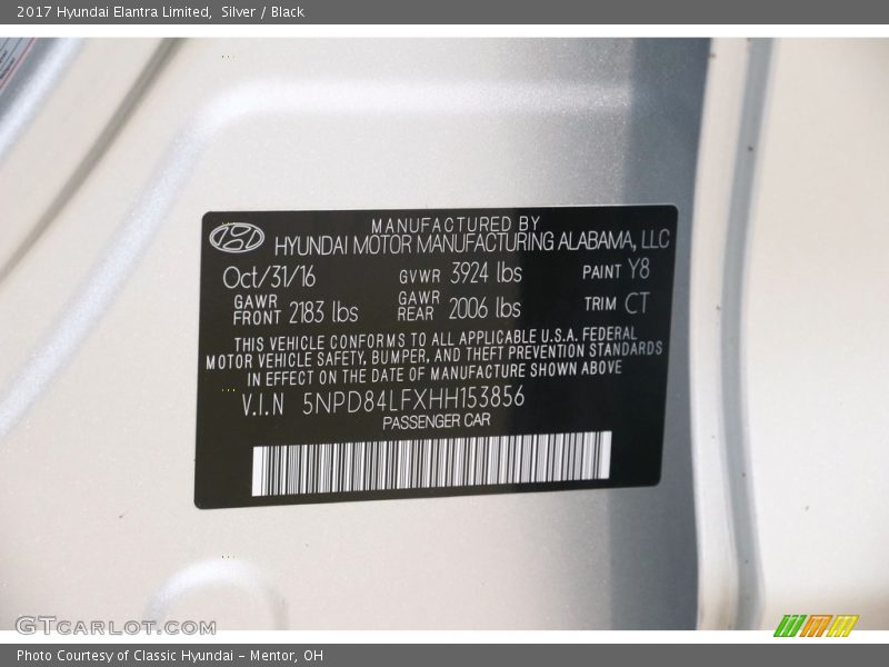 Silver / Black 2017 Hyundai Elantra Limited