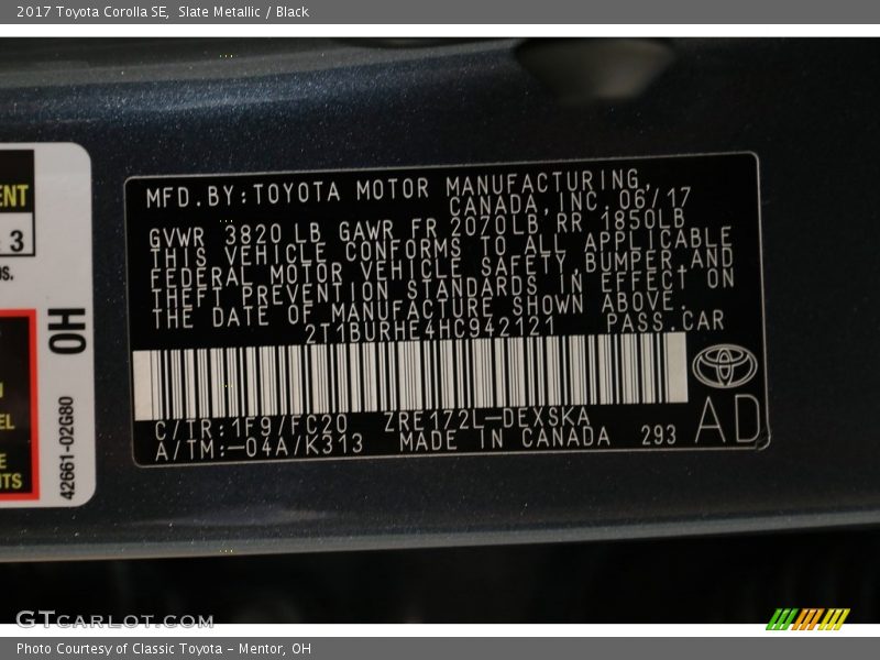 Slate Metallic / Black 2017 Toyota Corolla SE