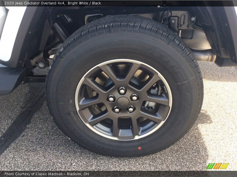 Bright White / Black 2020 Jeep Gladiator Overland 4x4