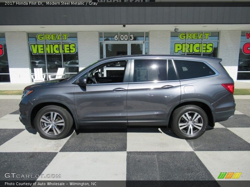 Modern Steel Metallic / Gray 2017 Honda Pilot EX