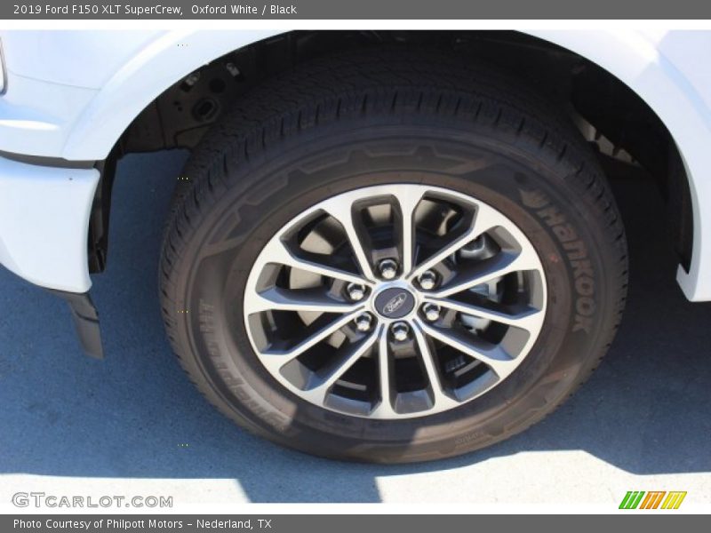 Oxford White / Black 2019 Ford F150 XLT SuperCrew